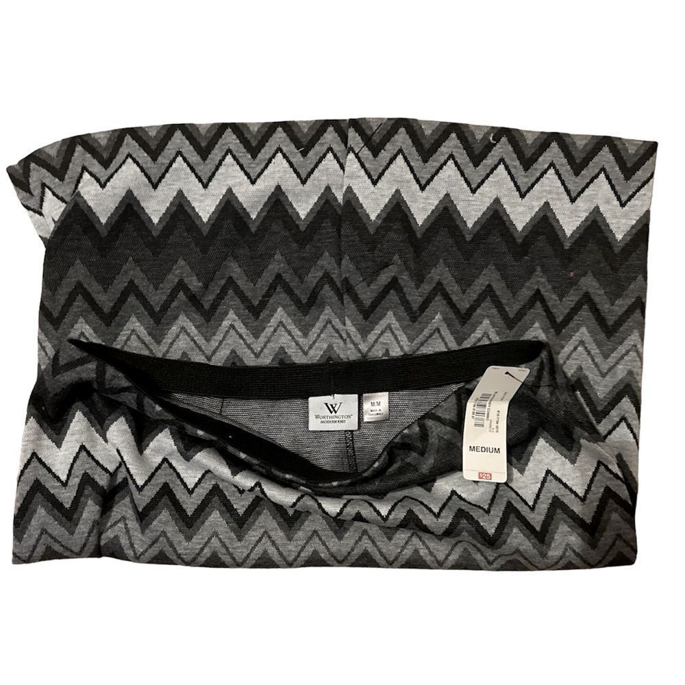 Worthington Zig Zag Gray Grey Black Pencil Skirt Medium M NWT - Picture 2 of 5